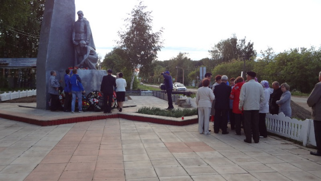 Памятник землякам, погибшим в ВОВ