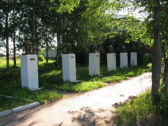 Мемориальный комплекс в память землякам, павшим в годы ВОВ